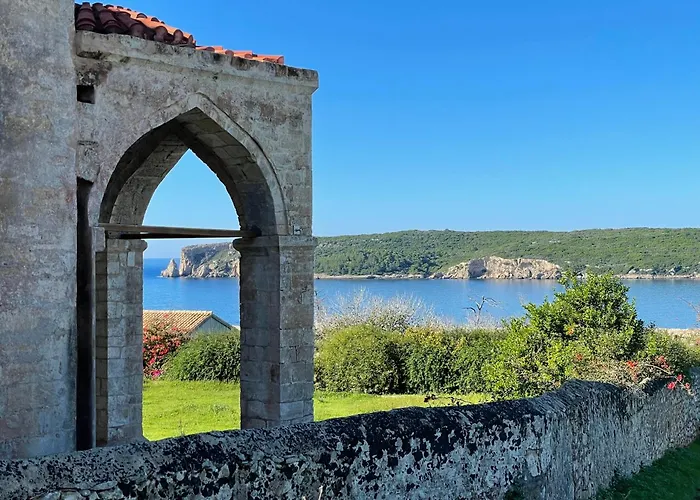 Serenity By The Breeze * Calamata