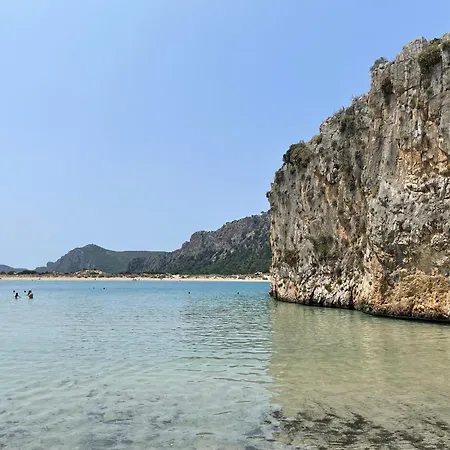 Serenity By The Breeze Apartment *