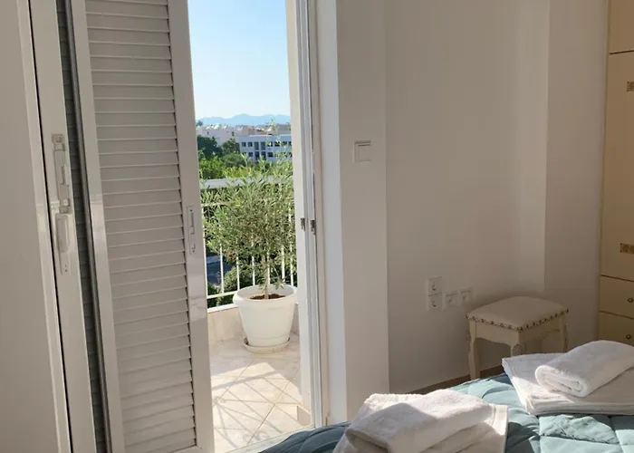 Apartment Serenity By The Breeze Kalamata