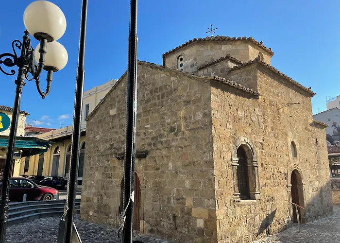 Serenity By The Breeze *