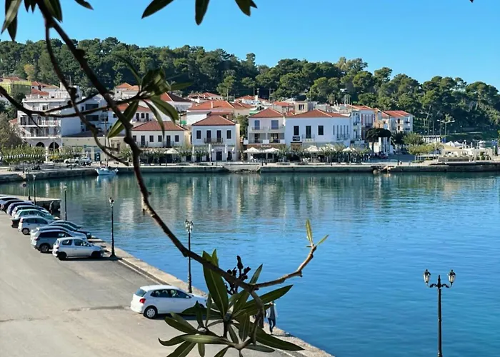 Serenity By The Breeze 아파트